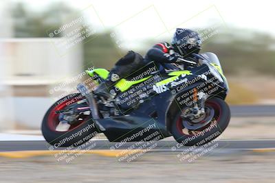 media/Sep-24-2022-CVMA (Sat) [[a45f954247]]/Race 14 Amateur Supersport Open/